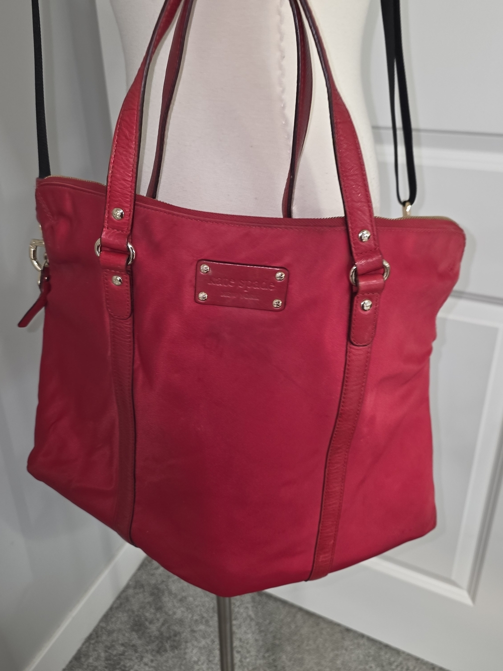 kate spade Royal Red Nylon Laptop Crossbody Tote 12"x17"x3" **Needs Rehab* A